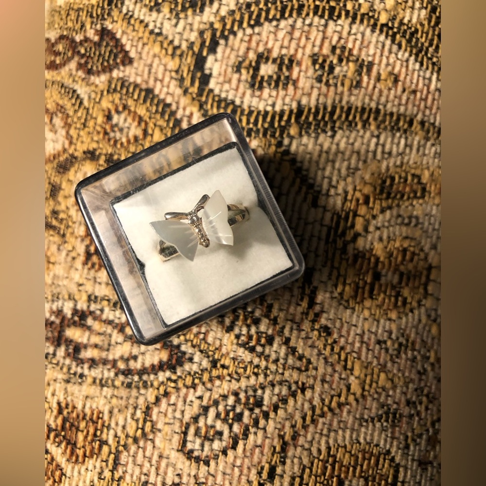 Adjustable White Butterfly Ring